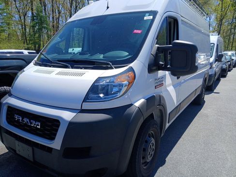 Used 2021 RAM ProMaster 2500 FWD image 1