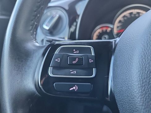 Used 2016 Volkswagen Beetle 1.8T S image 31