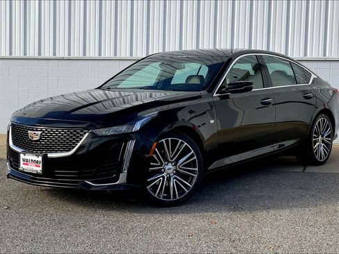 Used 2021 Cadillac CT5 Premium Luxury image 2