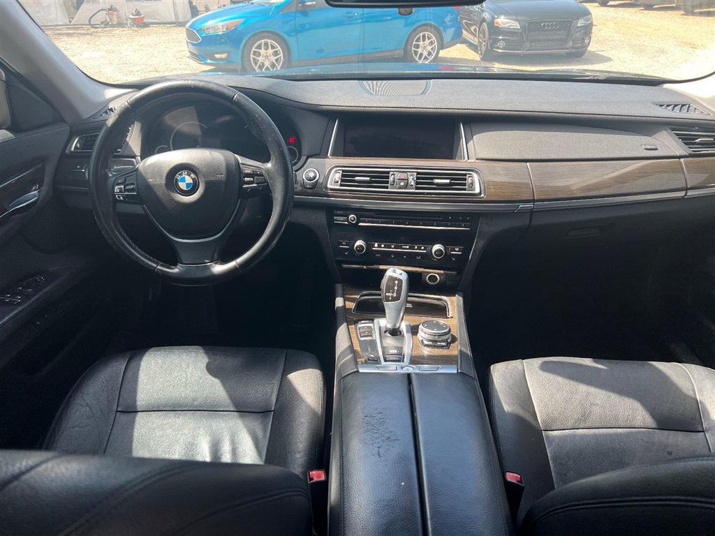Used 2015 BMW 740i RWD image 15