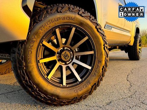 Used 2022 Toyota Tundra Platinum image 2