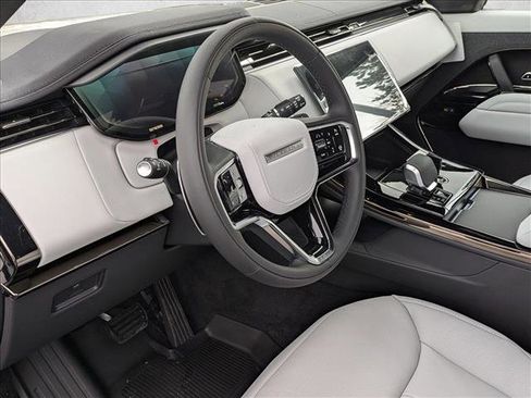 New 2026 Land Rover Range Rover Sport SE image 3