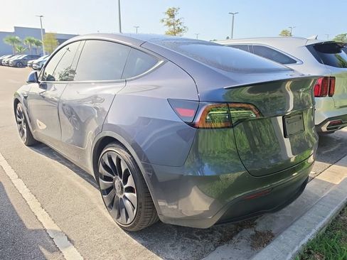 Used 2023 Tesla Model Y Performance AWD/4WD image 4