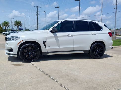Used 2017 BMW X5 xDrive35i w/ Premium Package AWD/4WD image 3