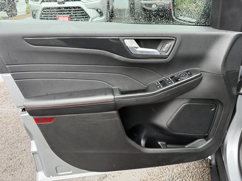 Used 2023 Ford Escape ST-Line image 23