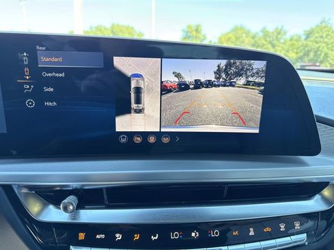 New 2026 Cadillac Lyriq Premium Luxury image 24