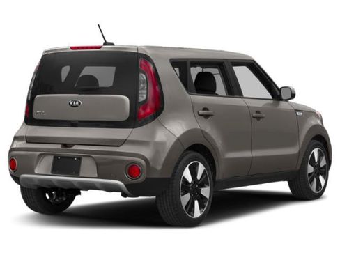 Used 2019 Kia Soul + FWD image 2