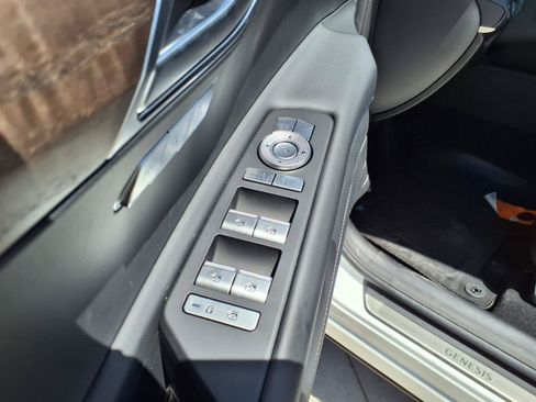 Certified 2026 Genesis GV80 2.5T Select AWD/4WD image 23