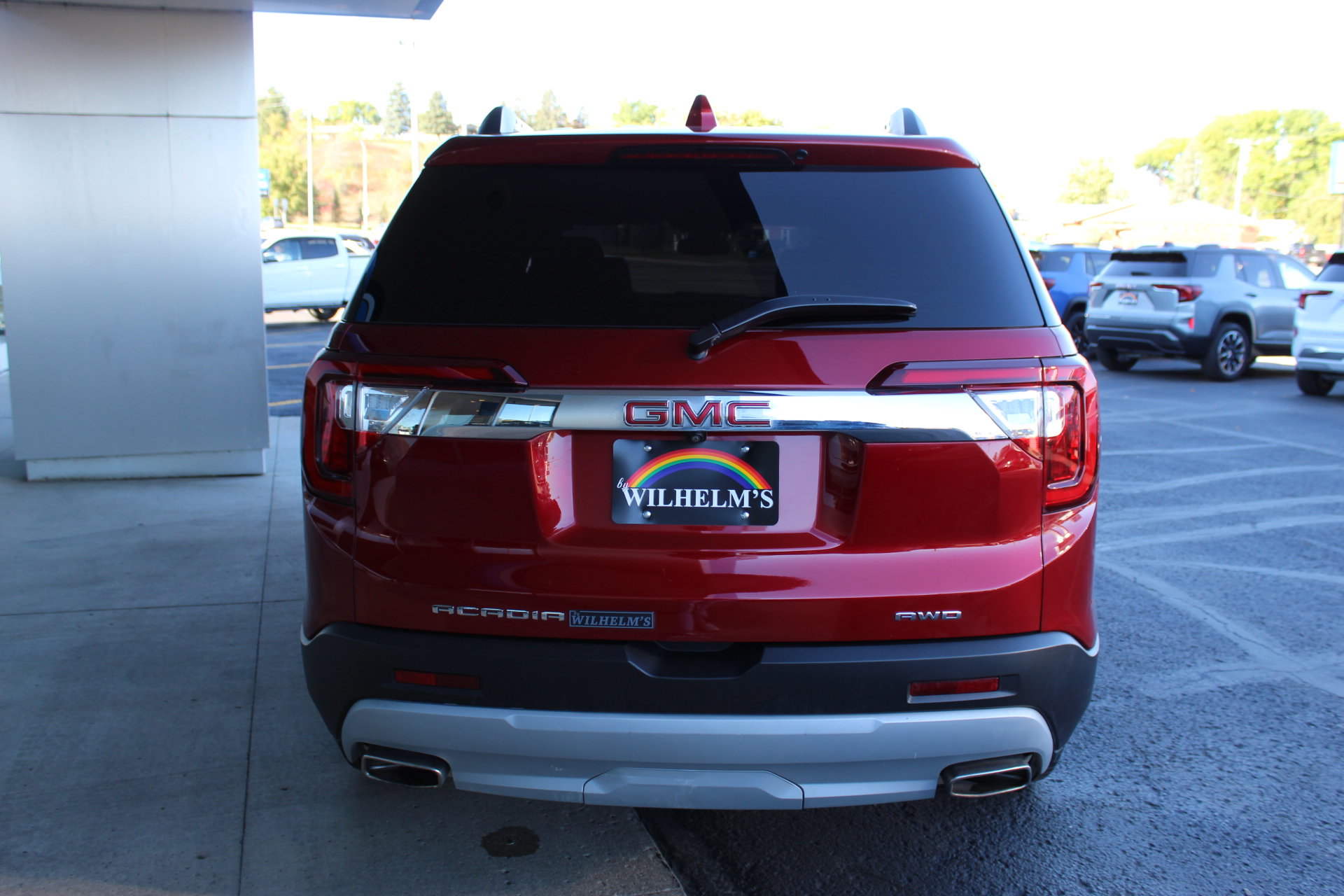 Certified 2023 GMC Acadia SLT AWD/4WD image 5
