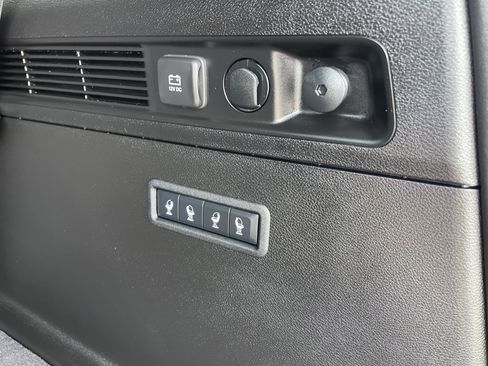 New 2026 Jeep Grand Wagoneer Limited w/ 8-Passenger Seating Package image 25