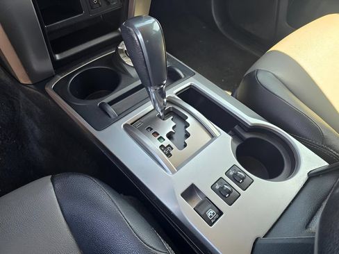 Used 2018 Toyota 4Runner SR5 Premium AWD/4WD image 16