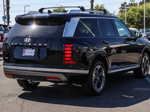 New 2026 Hyundai Palisade Limited FWD image 6