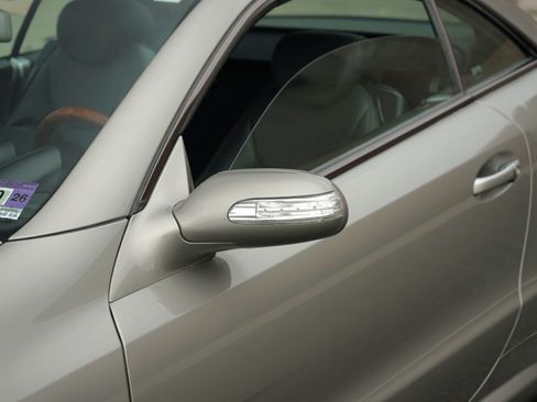 Used 2005 Mercedes-Benz SL 500 image 13