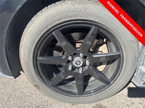 Used 2016 Ford Mustang Coupe image 8