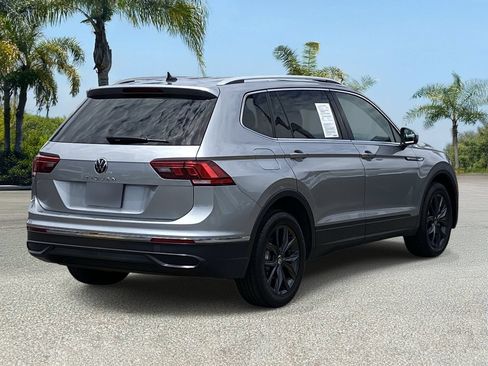 Used 2024 Volkswagen Tiguan SE FWD image 5
