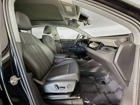 Certified 2025 Audi Q6 e-tron Premium w/ Convenience Package AWD/4WD image 28