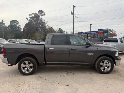 Used 2018 RAM 1500 Big Horn image 4