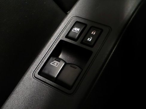 Used 2023 Nissan Frontier S RWD image 23
