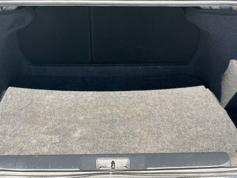 Used 2024 Nissan Sentra SV FWD image 30