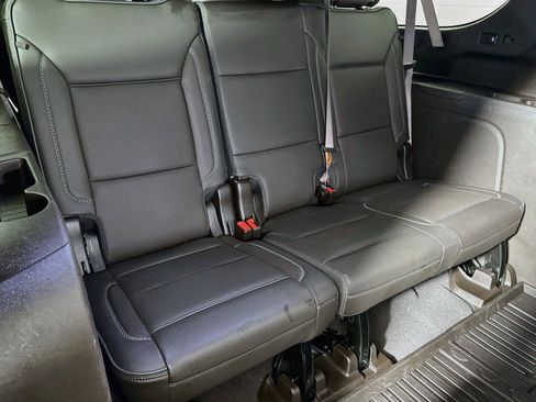 Used 2022 GMC Yukon XL Denali AWD/4WD image 26