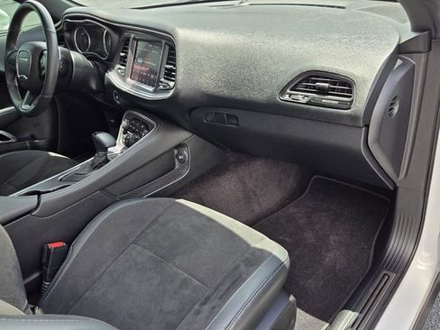 Used 2018 Dodge Challenger R/T Scat Pack RWD image 16