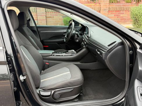 Used 2021 Hyundai Sonata SE FWD image 11