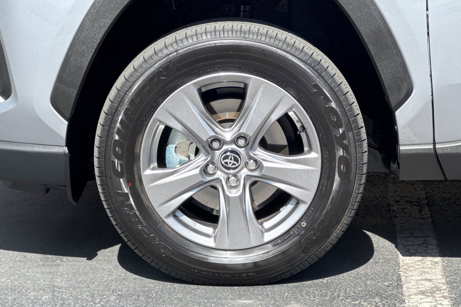 Used 2024 Toyota RAV4 LE AWD/4WD image 35