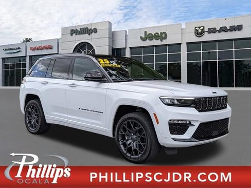 Used 2025 Jeep Grand Cherokee Summit w/ Obsidian Package AWD/4WD image 1