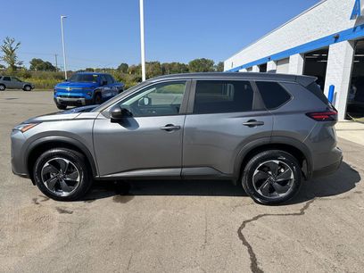 Used 2024 Nissan Rogue SV