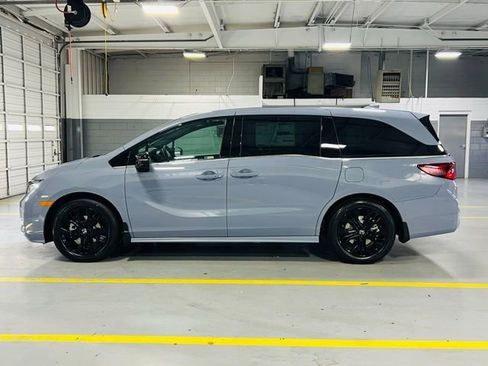 New 2026 Honda Odyssey Sport-L image 16