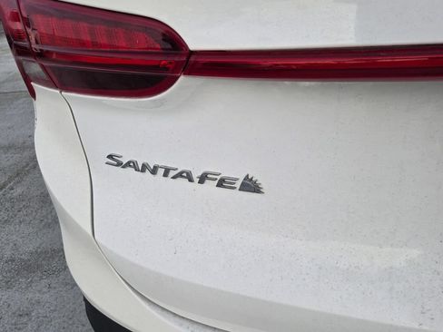 Used 2023 Hyundai Santa Fe SE FWD image 11