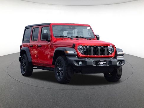 Used 2025 Jeep Wrangler Unlimited Sport AWD/4WD image 3