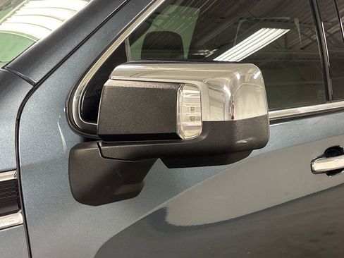 Used 2019 GMC Sierra 1500 SLT w/ SLT Premium Plus Package AWD/4WD image 13