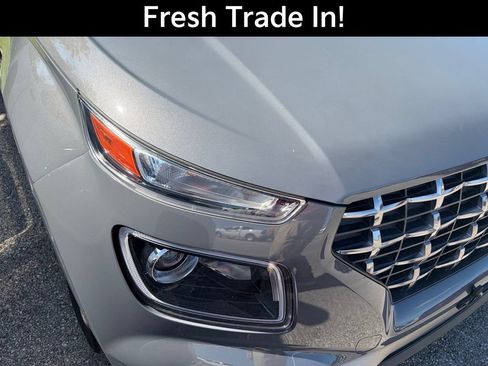 Used 2020 Hyundai Venue SEL w/ Convenience + Premium Package FWD image 5