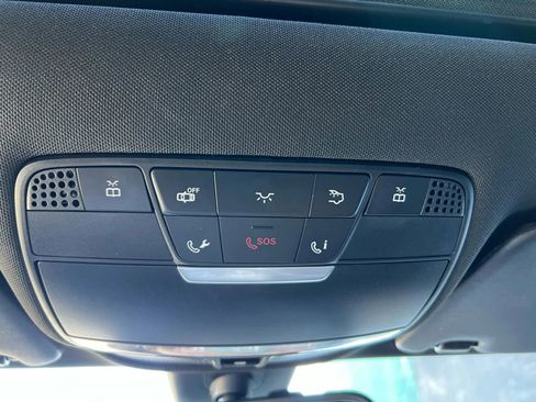 Used 2018 Mercedes-Benz C 300 Sedan w/ AMG Line image 20