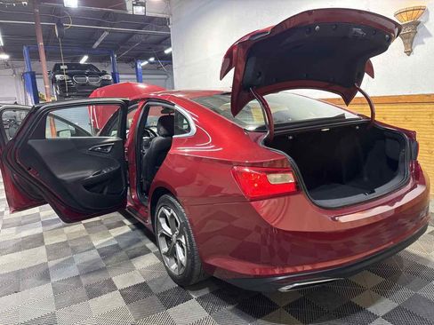 Used 2019 Chevrolet Malibu RS FWD image 13