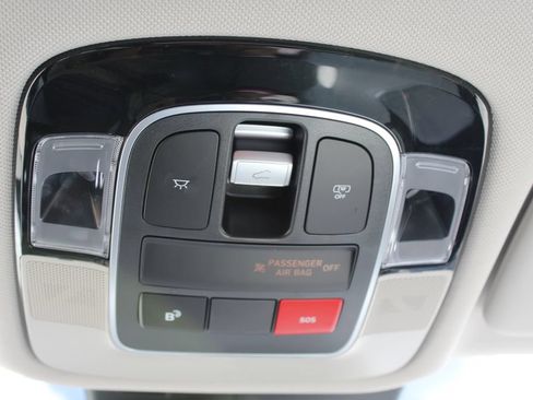 Used 2025 Hyundai Tucson Limited AWD/4WD image 14