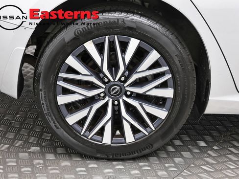 Used 2023 Nissan Altima 2.5 SV w/ SV Premium Package AWD/4WD image 29