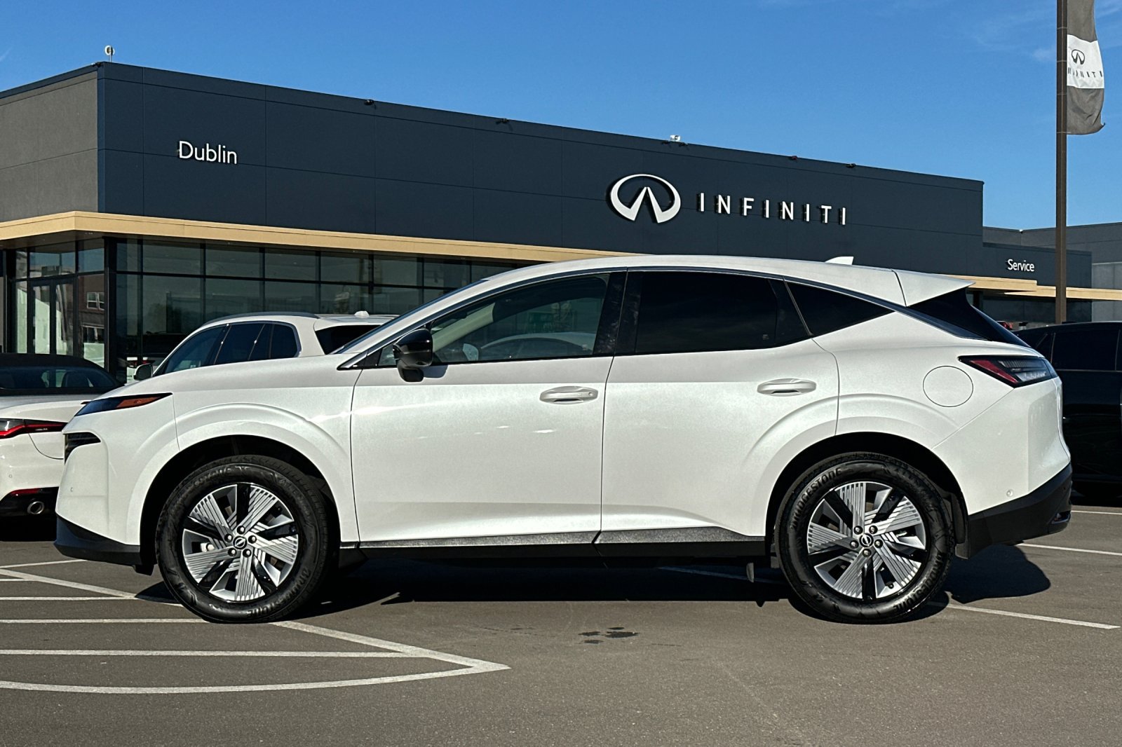 Used 2025 Nissan Murano SL w/ Cargo Package AWD/4WD image 7