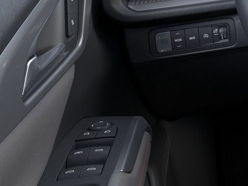 Used 2026 Chevrolet Traverse LT AWD/4WD image 22