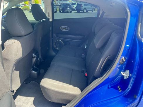 Used 2018 Honda HR-V EX image 18