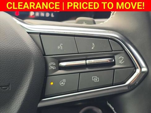 New 2026 Chevrolet Traverse LT w/ Driver Confidence Package FWD image 21