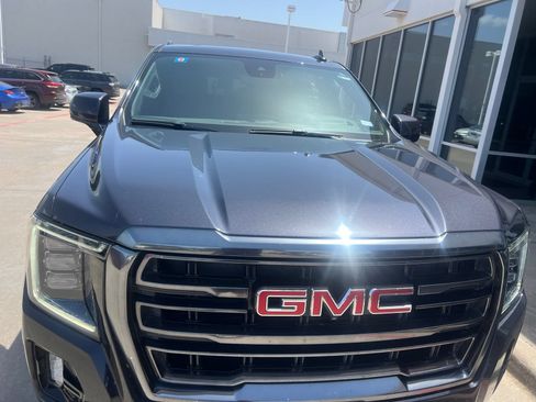 Used 2023 GMC Yukon AT4 w/ AT4 Premium Plus Package AWD/4WD image 4