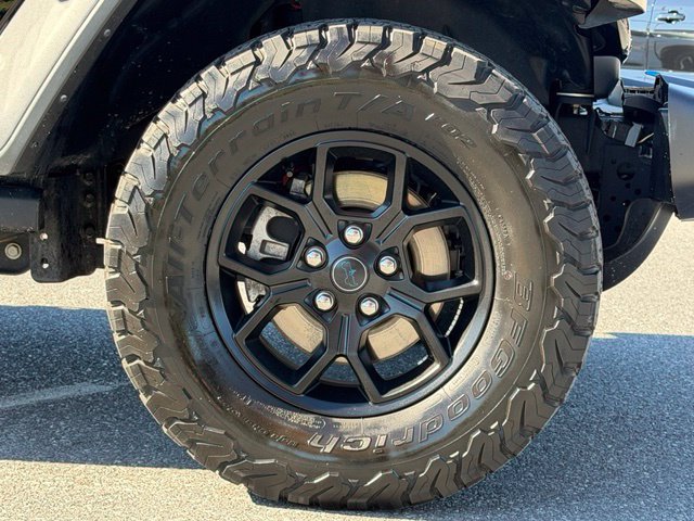 Used 2024 Jeep Wrangler Unlimited AWD/4WD image 17