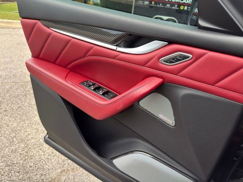 Certified 2022 Maserati Levante Modena S AWD/4WD image 29