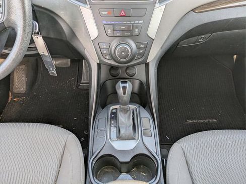 Used 2017 Hyundai Santa Fe Sport FWD image 16