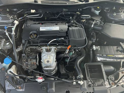 Used 2014 Honda Accord LX image 24