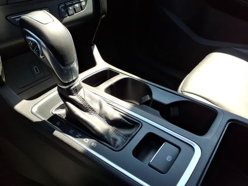 Used 2019 Ford Escape Titanium FWD image 23