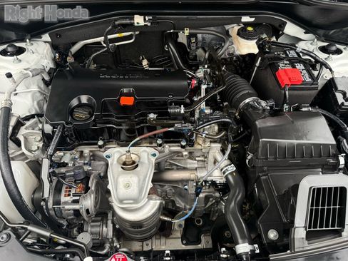 Used 2023 Honda HR-V LX image 31