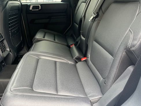 New 2025 Ford Bronco Badlands w/ Sasquatch Package image 21